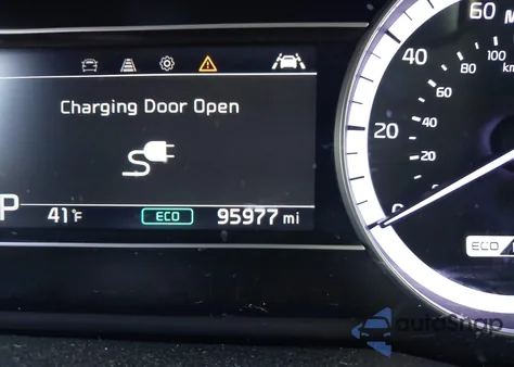 2020 Kia Niro Plug-In Hybrid Lxs из США, поврежденный, VIN KNDCM3LD9L5396941